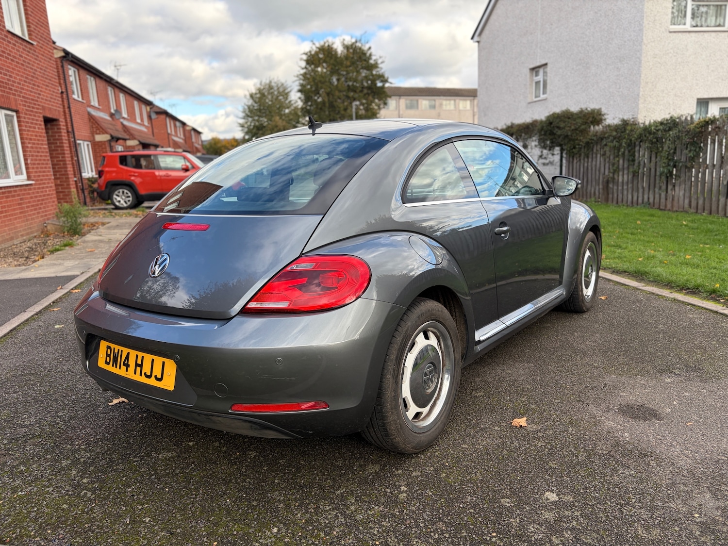 Used Volkswagen Beetle 2014 for sale - 77989398: Photo 5