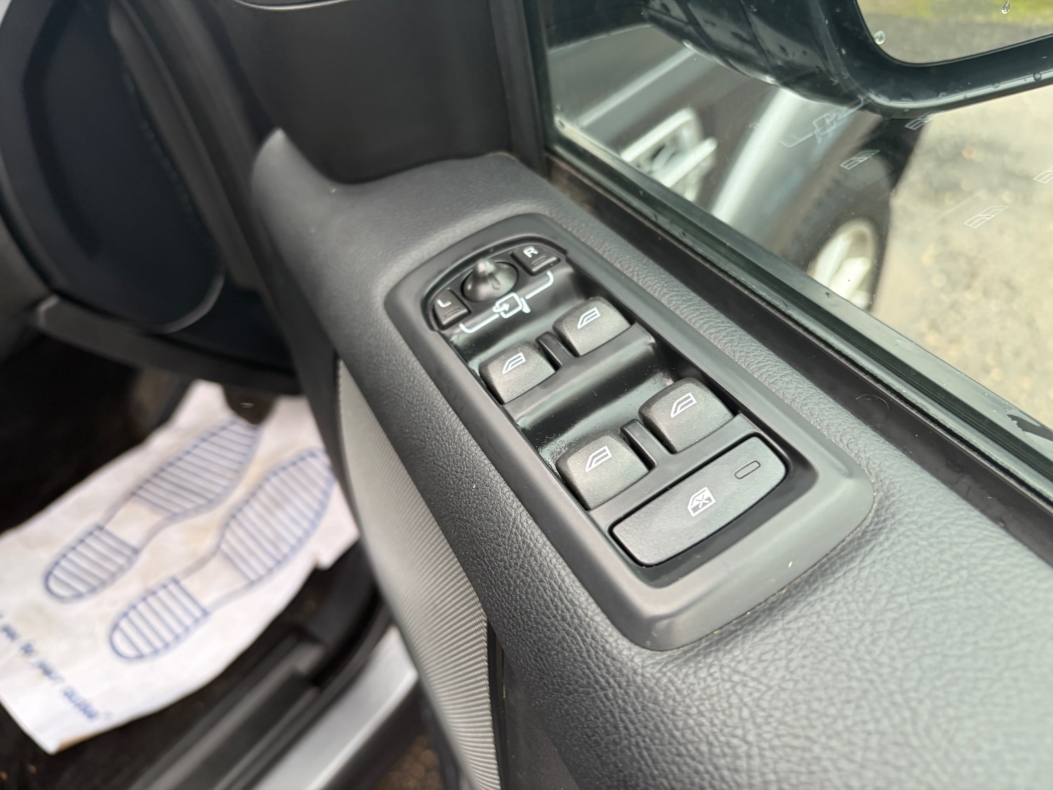 Used Land Rover Discovery 2016 for sale - 77026000: Photo 11