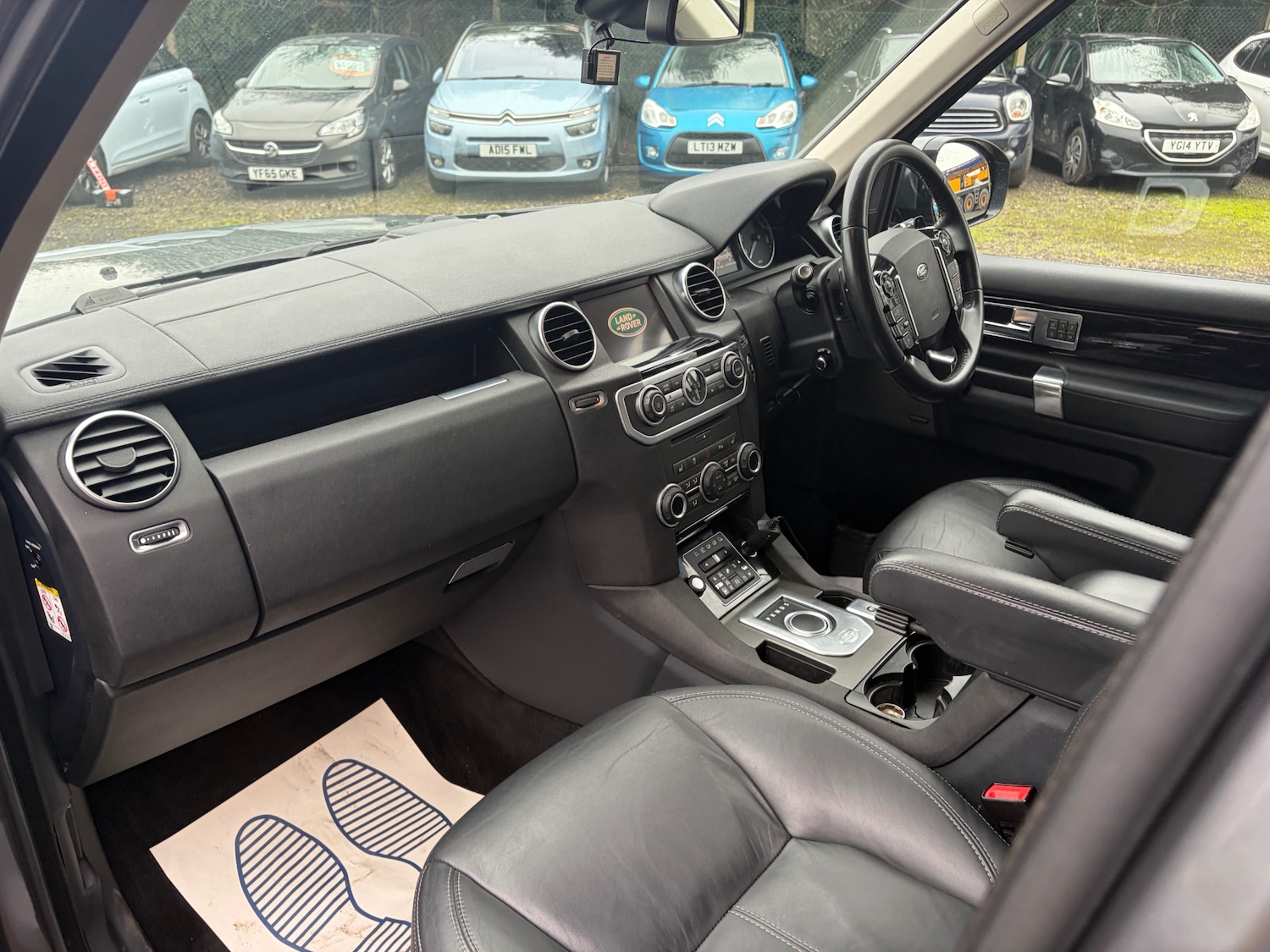 Used Land Rover Discovery 2016 for sale - 77026000: Photo 16