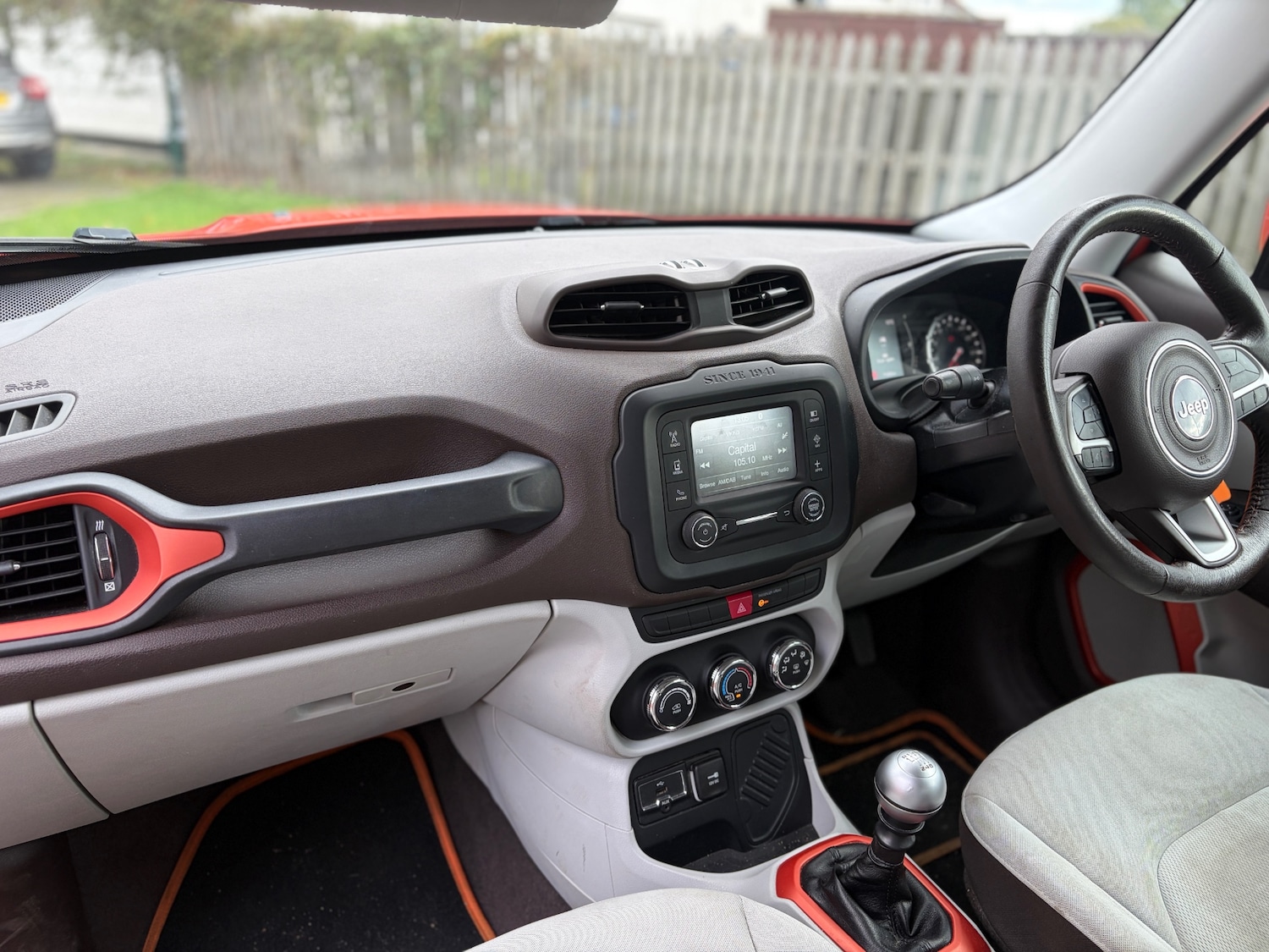 Used Jeep Renegade 2015 for sale - 76352585: Photo 9