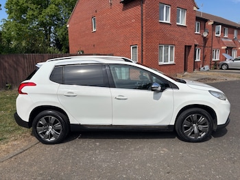 Used Peugeot 2008 2014 for sale - 75425312: Photo