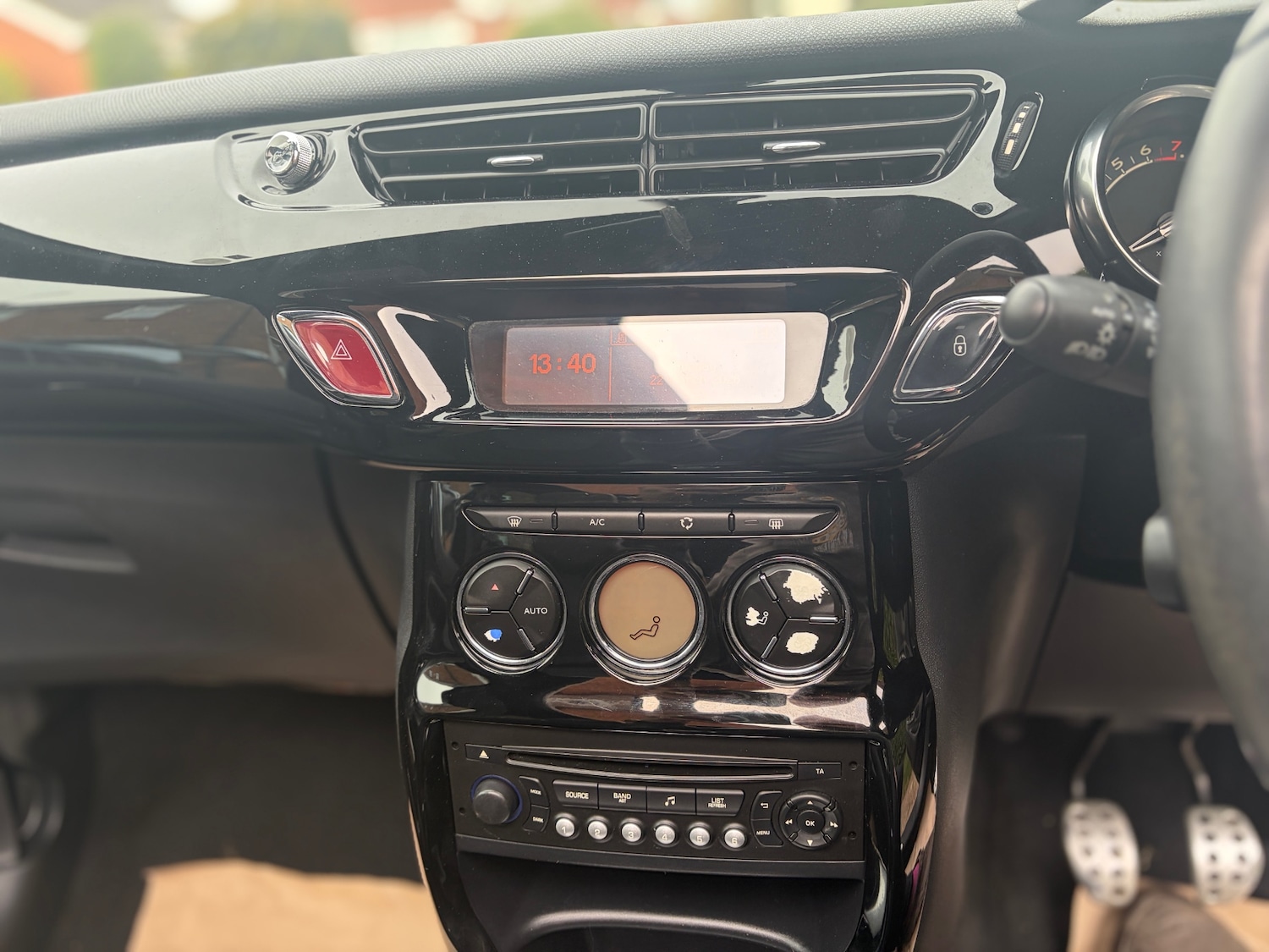 Used Citroen DS3 2015 for sale - 77989390: Photo 13