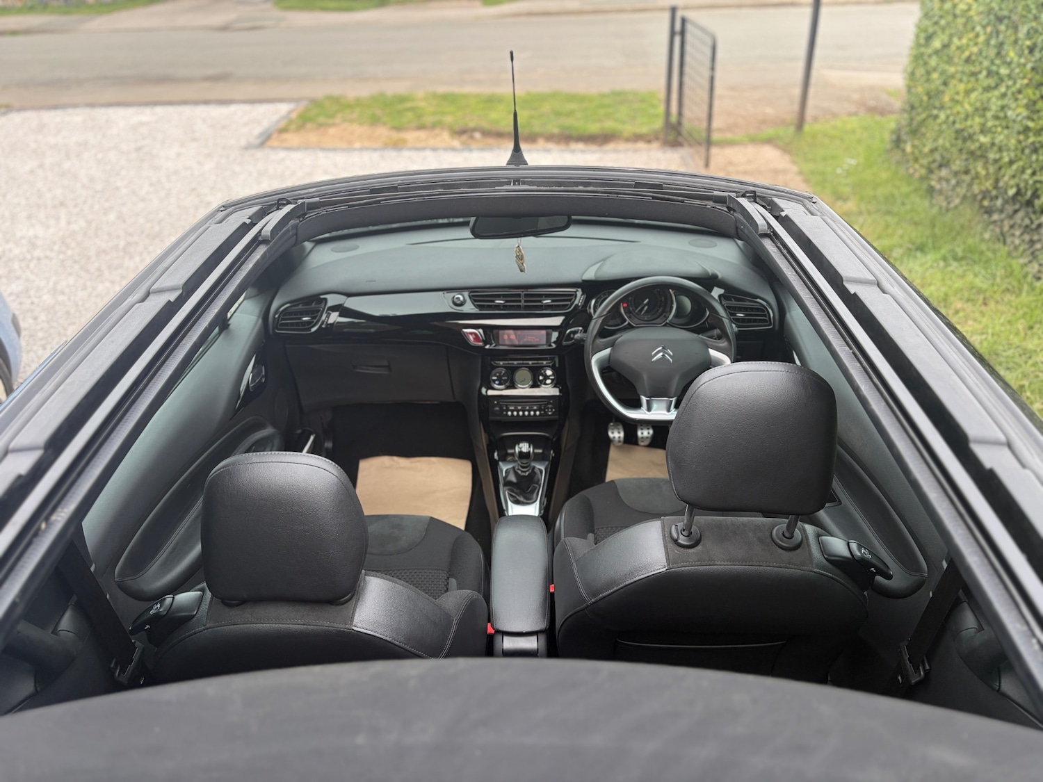 Used Citroen DS3 2015 for sale - 77989390: Photo 15