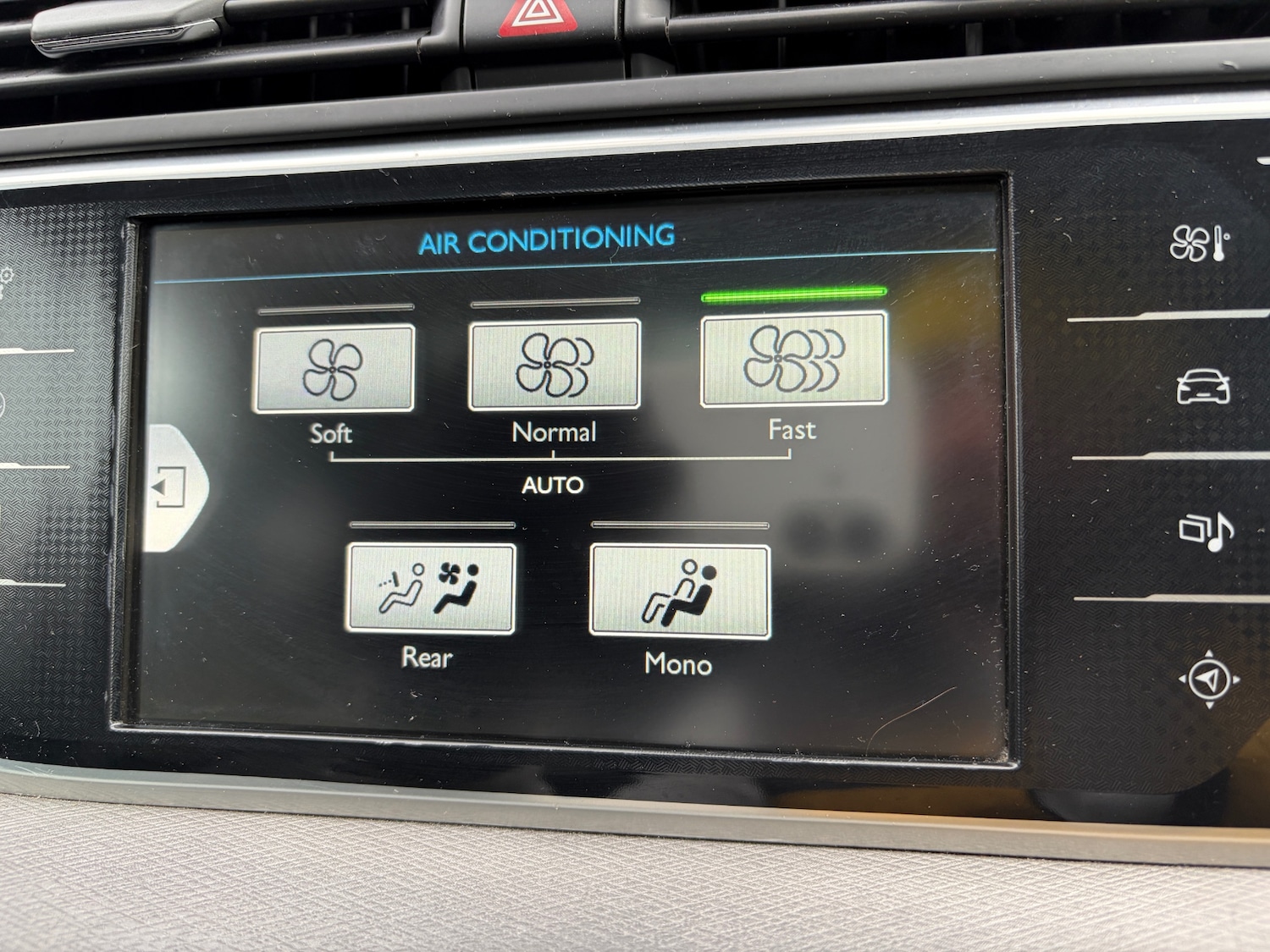 Used Citroen C4 Grand Picasso 2015 for sale - 76532317: Photo 36