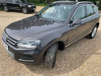 Used Volkswagen Touareg 2013 for sale - 75484236: Photo