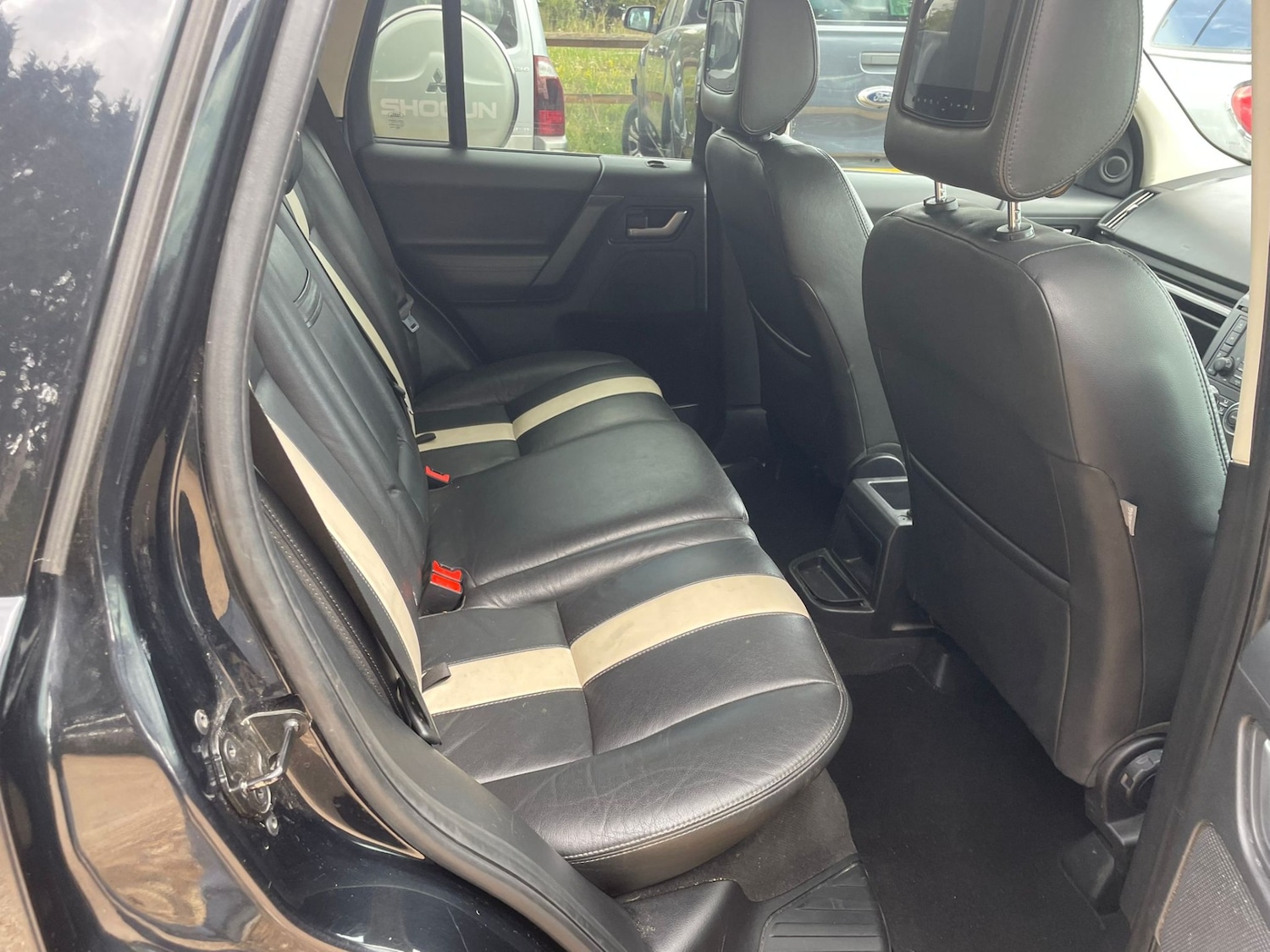 Vehicle 21