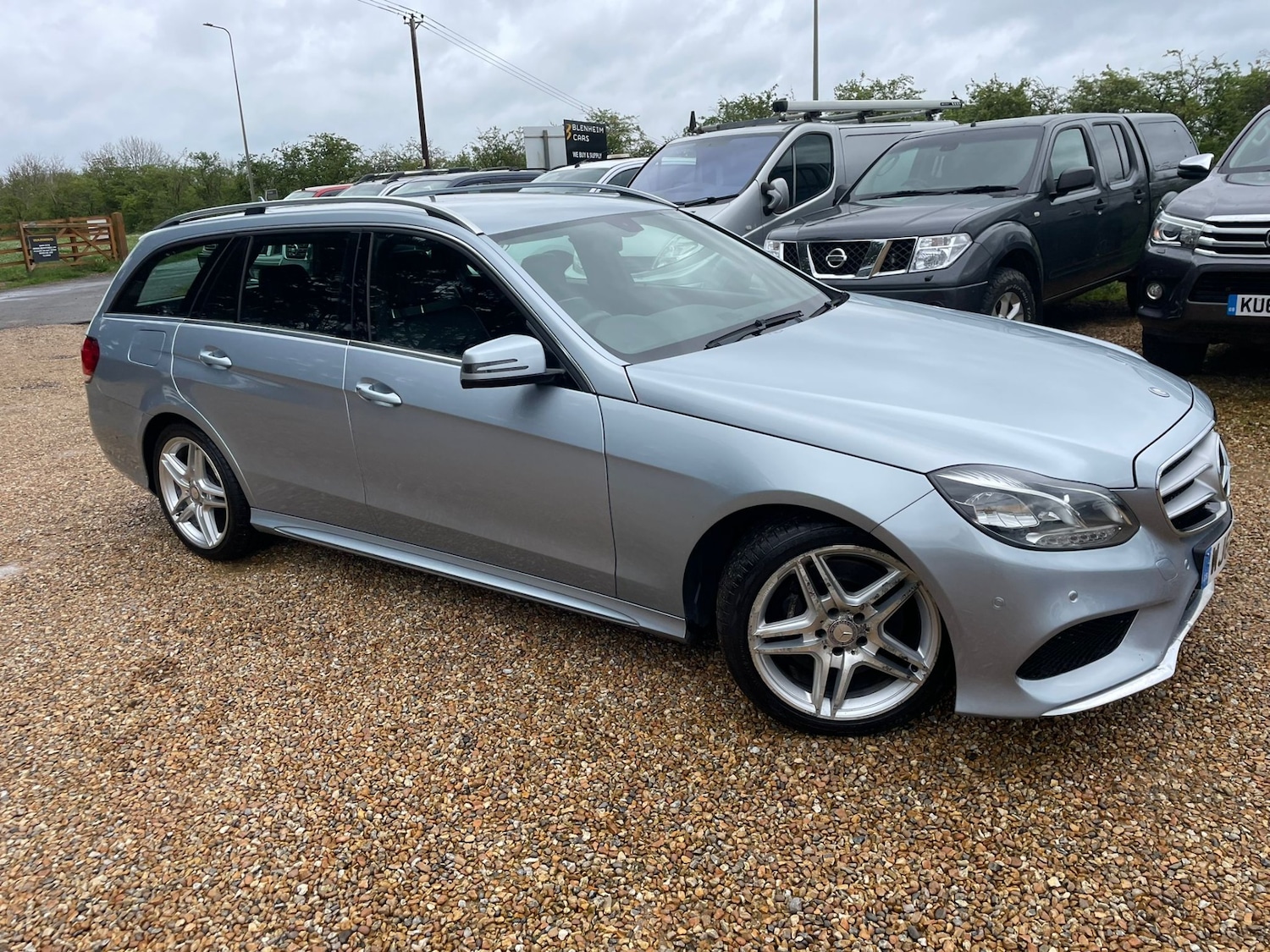 Used Mercedes-Benz E-Class 2013 for sale - 76134618: Photo 1