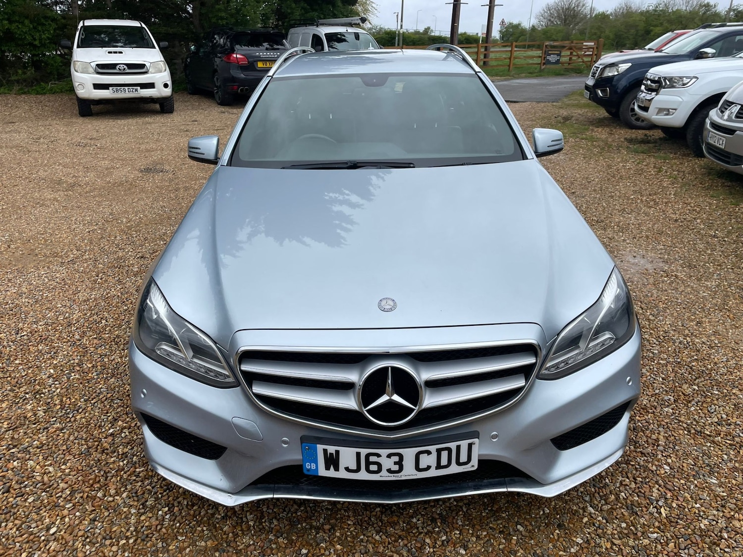 Used Mercedes-Benz E-Class 2013 for sale - 76134618: Photo 9
