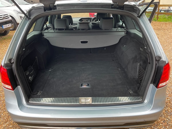 Used Mercedes-Benz E-Class 2013 for sale - 76220374: Photo 24