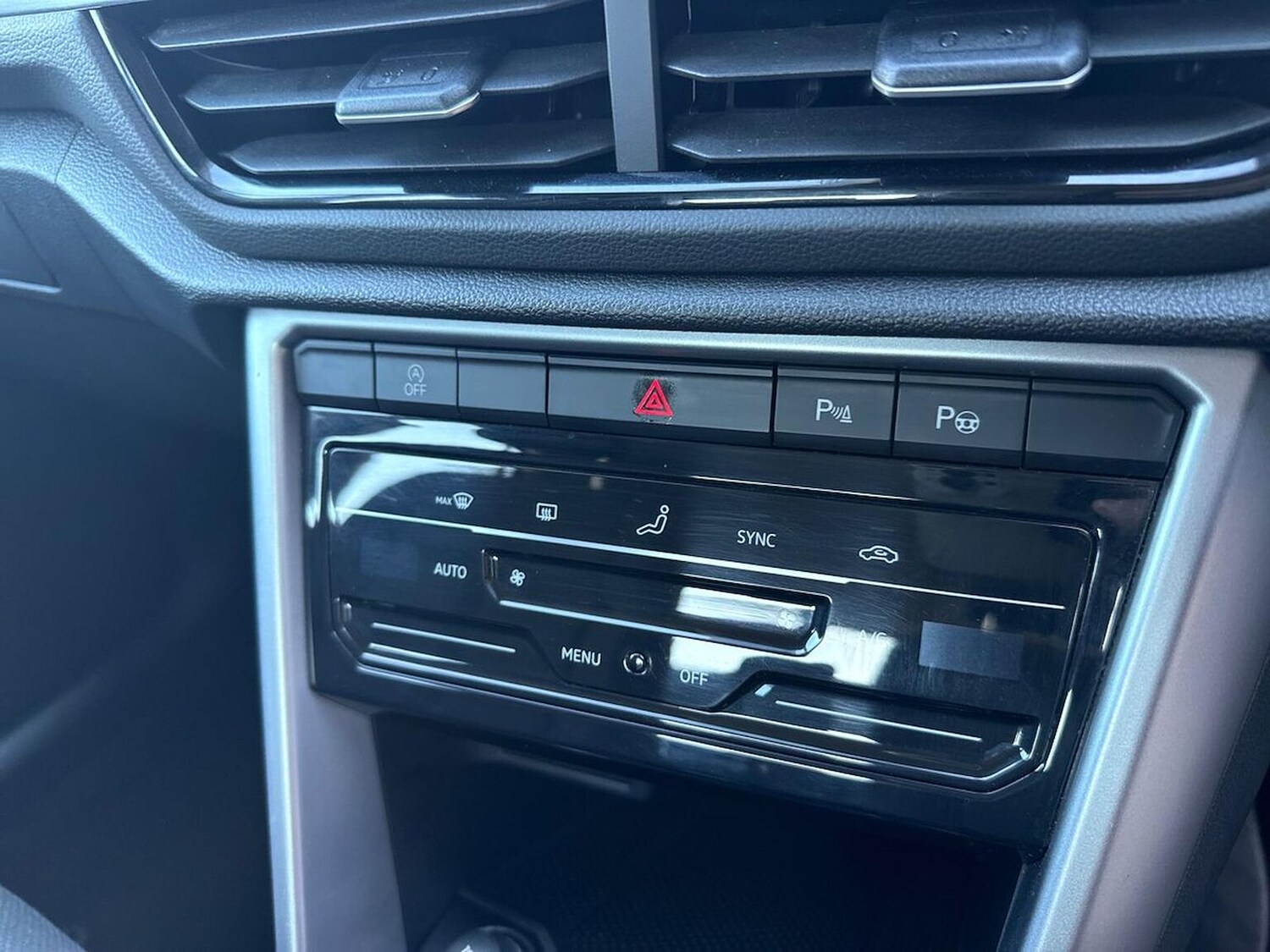 Used Volkswagen T-Roc 2022 for sale - 76693435: Photo 12