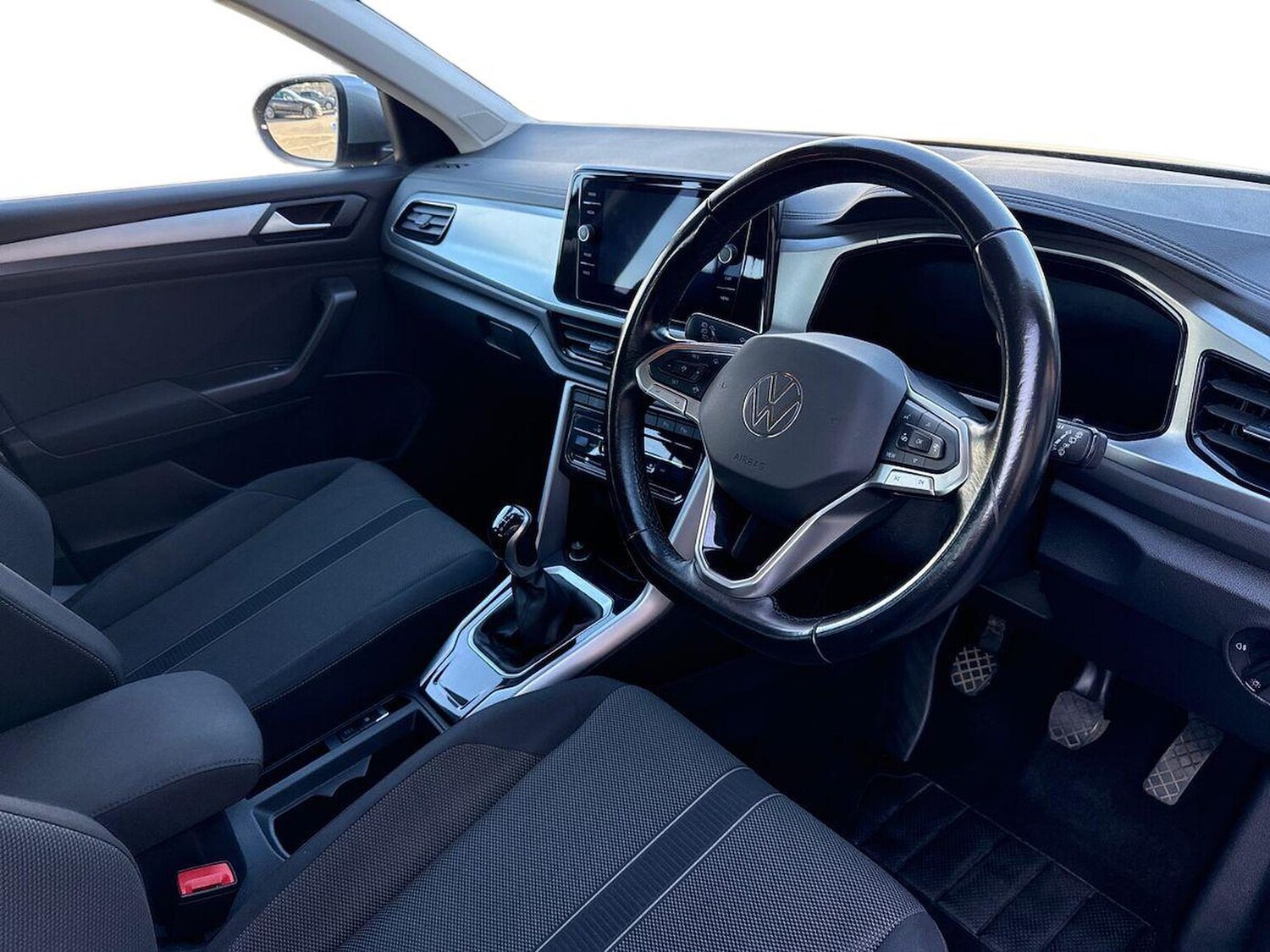 Used Volkswagen T-Roc 2022 for sale - 76693435: Photo 15