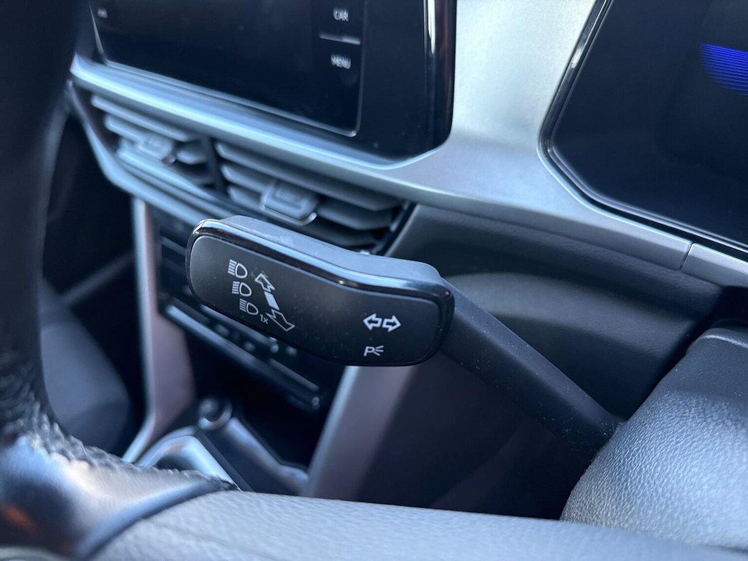 Used Volkswagen T-Roc 2022 for sale - 76693435: Photo 28