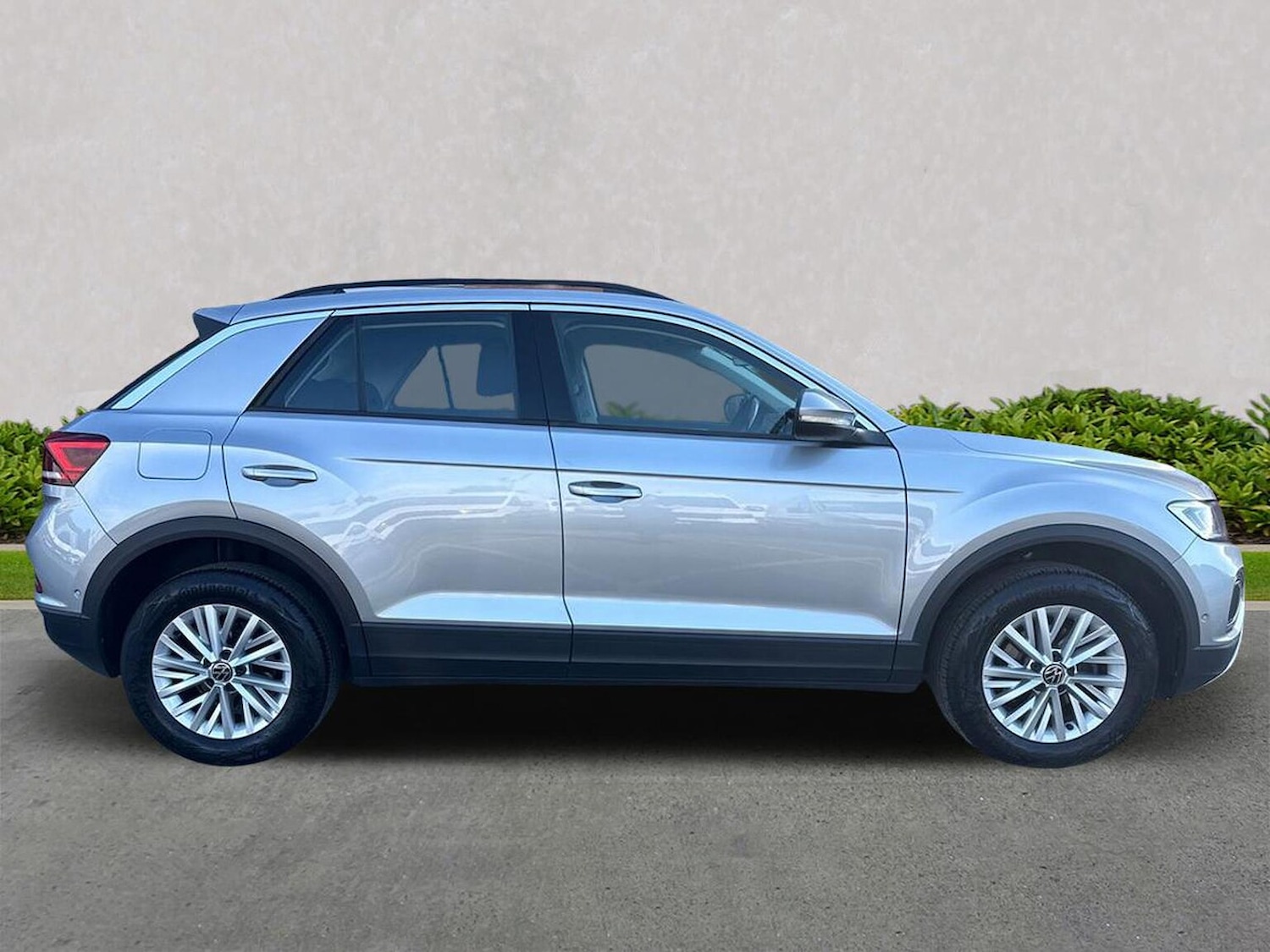Used Volkswagen T-Roc 2022 for sale - 76693435: Photo 3