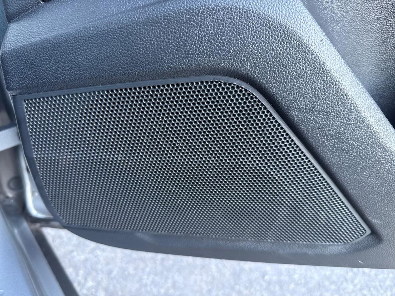 Used Volkswagen T-Roc 2022 for sale - 76693435: Photo 30