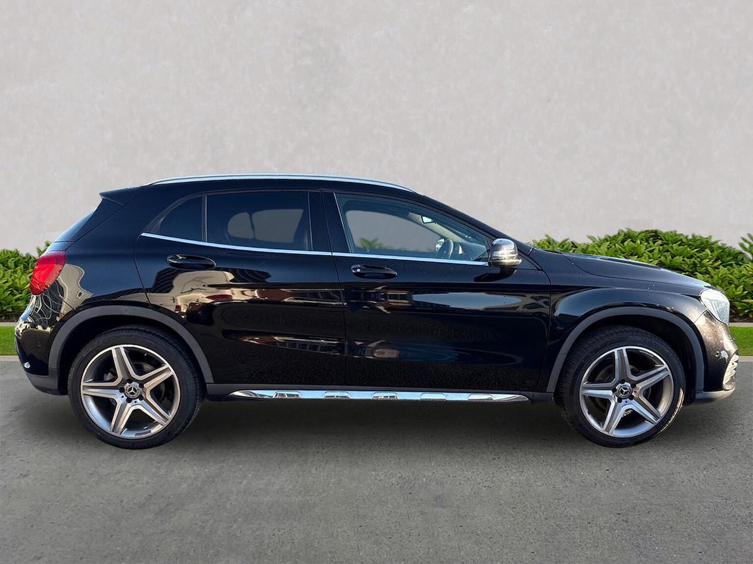 Used Mercedes-Benz GLA 2018 for sale - 76628189: Photo 3