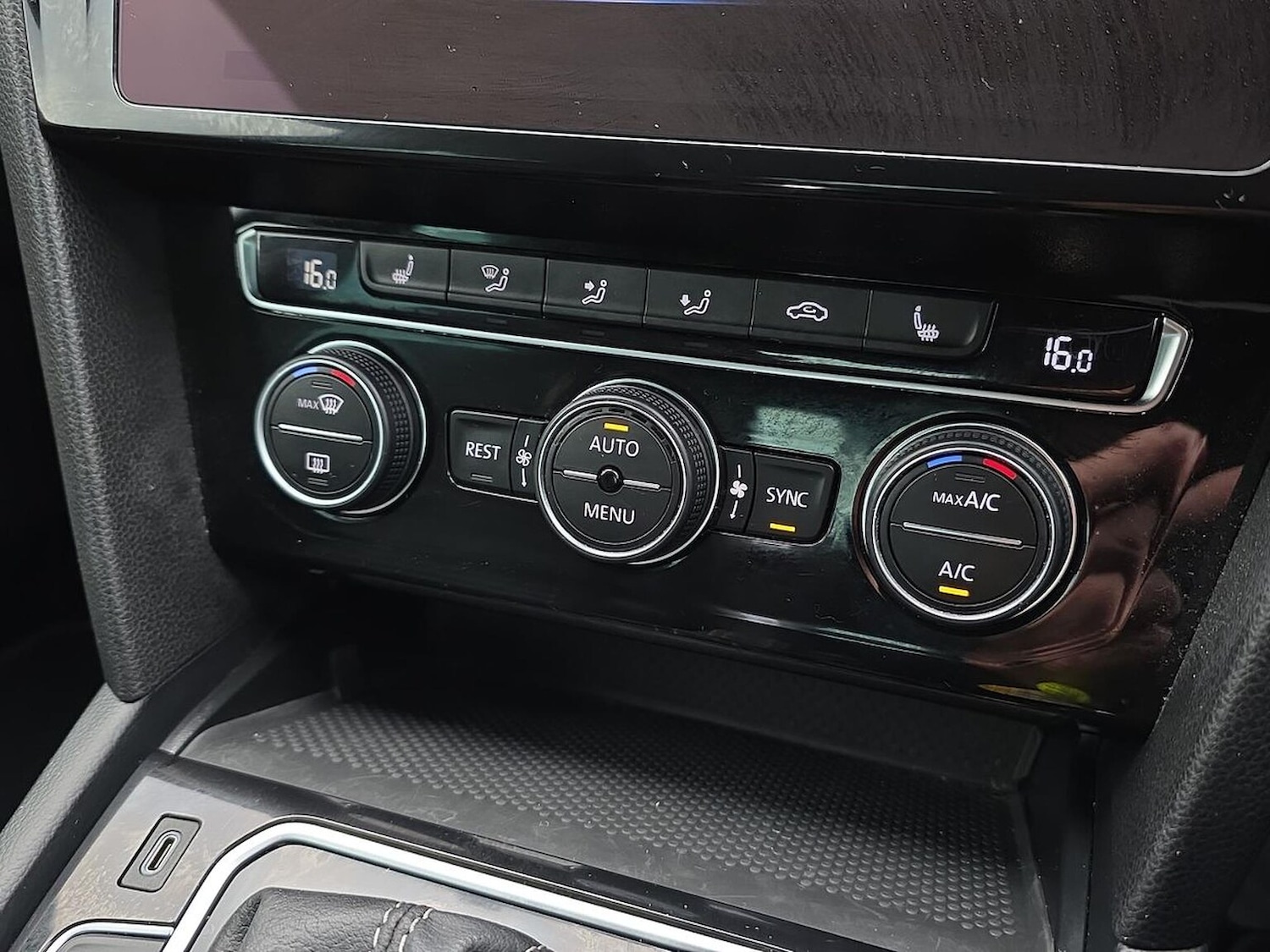 Used Volkswagen Passat 2020 for sale - 76477338: Photo 12