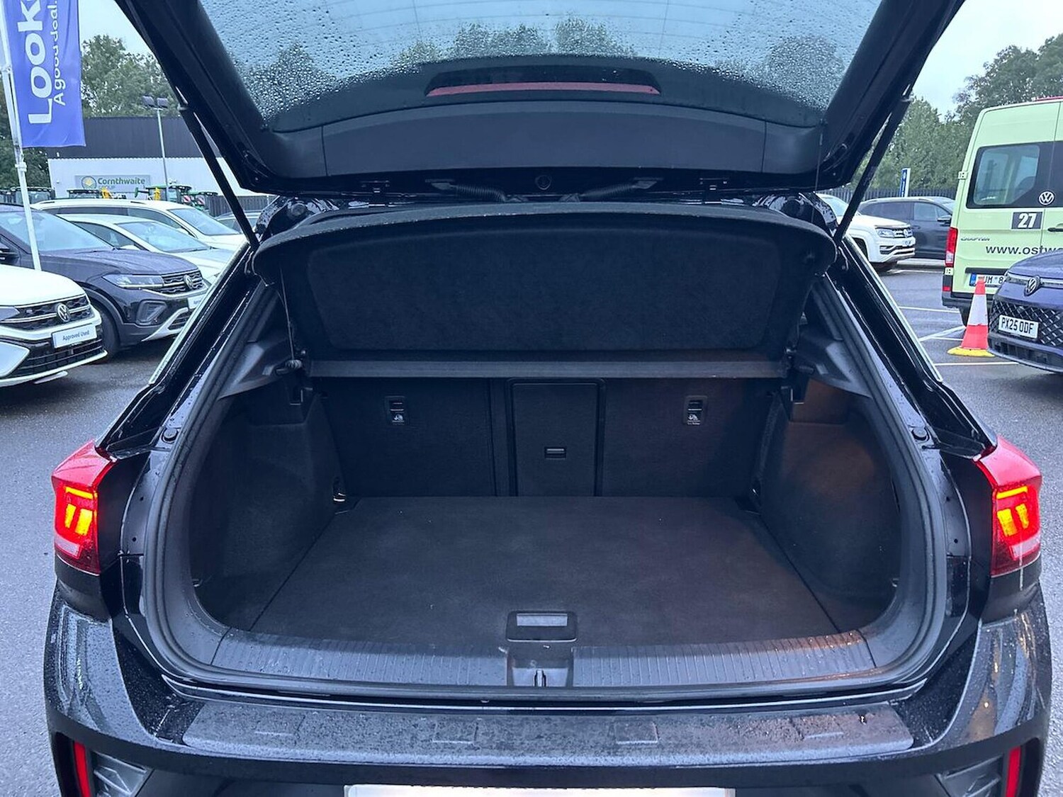 Used Volkswagen T-Roc 2022 for sale - 76016969: Photo 17
