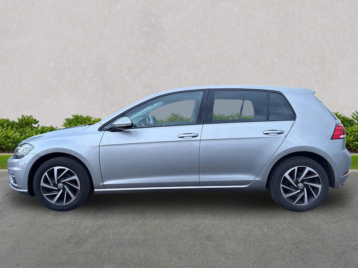 Used Volkswagen Golf 2019 for sale - 77802151: Photo 19