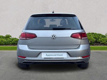 Used Volkswagen Golf 2019 for sale - 77802151: Photo