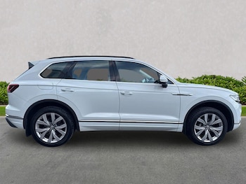 Used Volkswagen Touareg 2019 for sale - 76357941: Photo