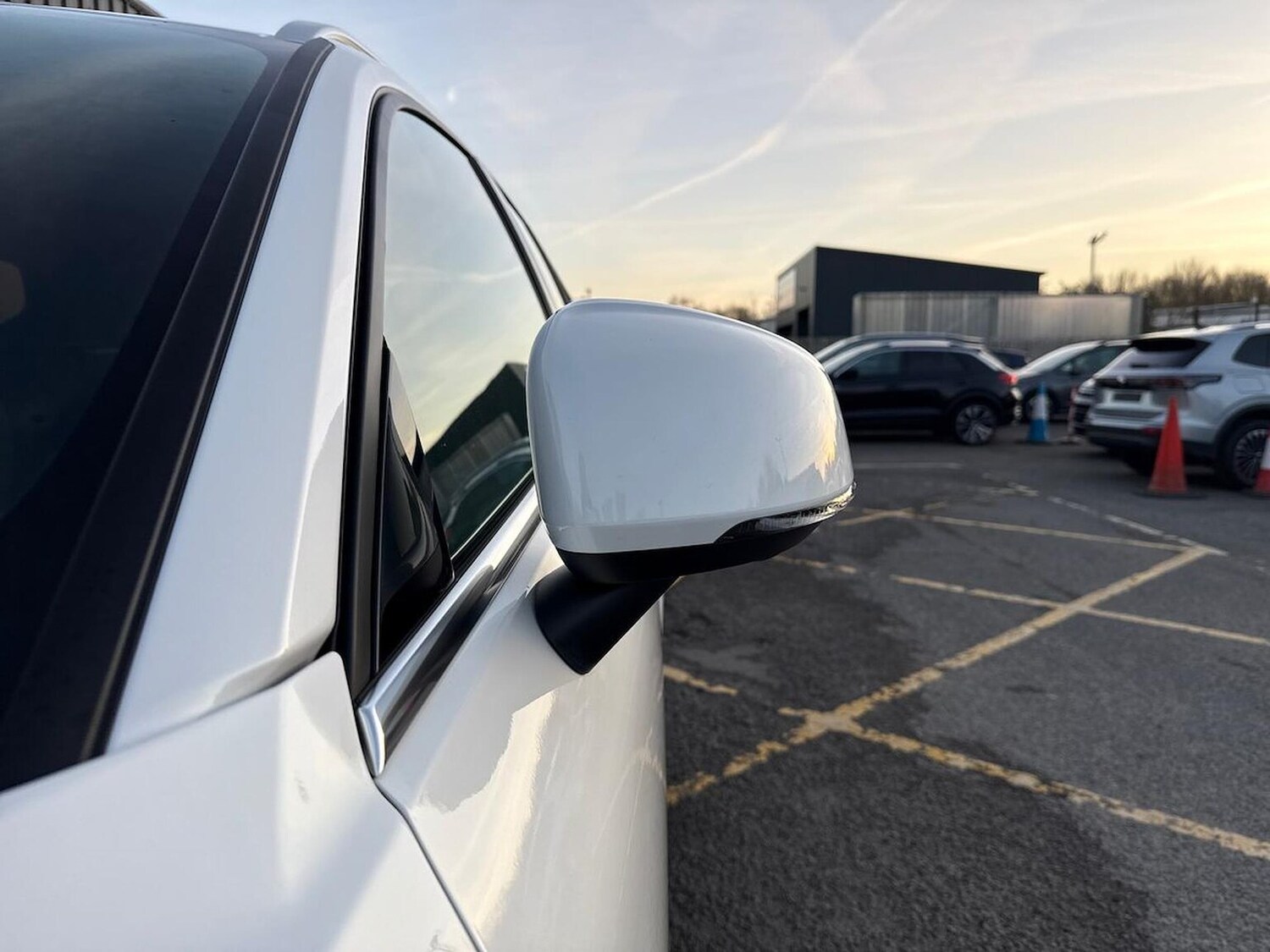 Used Volvo XC40 2025 for sale - 77488872: Photo 35