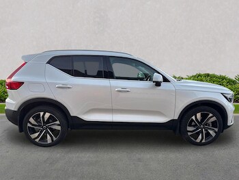 Used Volvo XC40 2025 for sale - 77488872: Photo