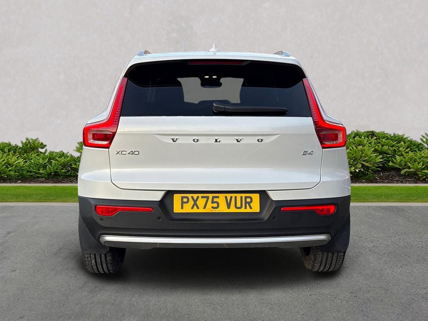 Used Volvo XC40 2025 for sale - 77488872: Photo 4