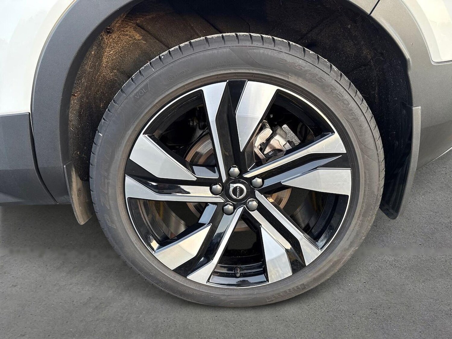 Used Volvo XC40 2025 for sale - 77488872: Photo 6