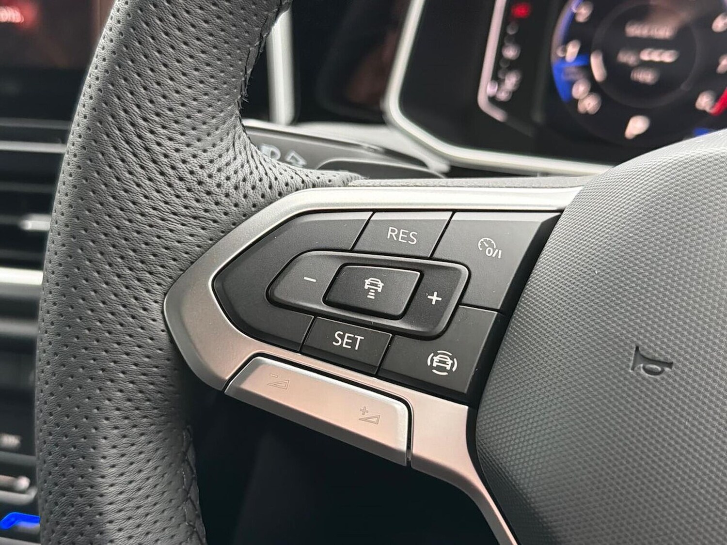 Used Volkswagen T-Roc 2026 for sale - 77901679: Photo 25