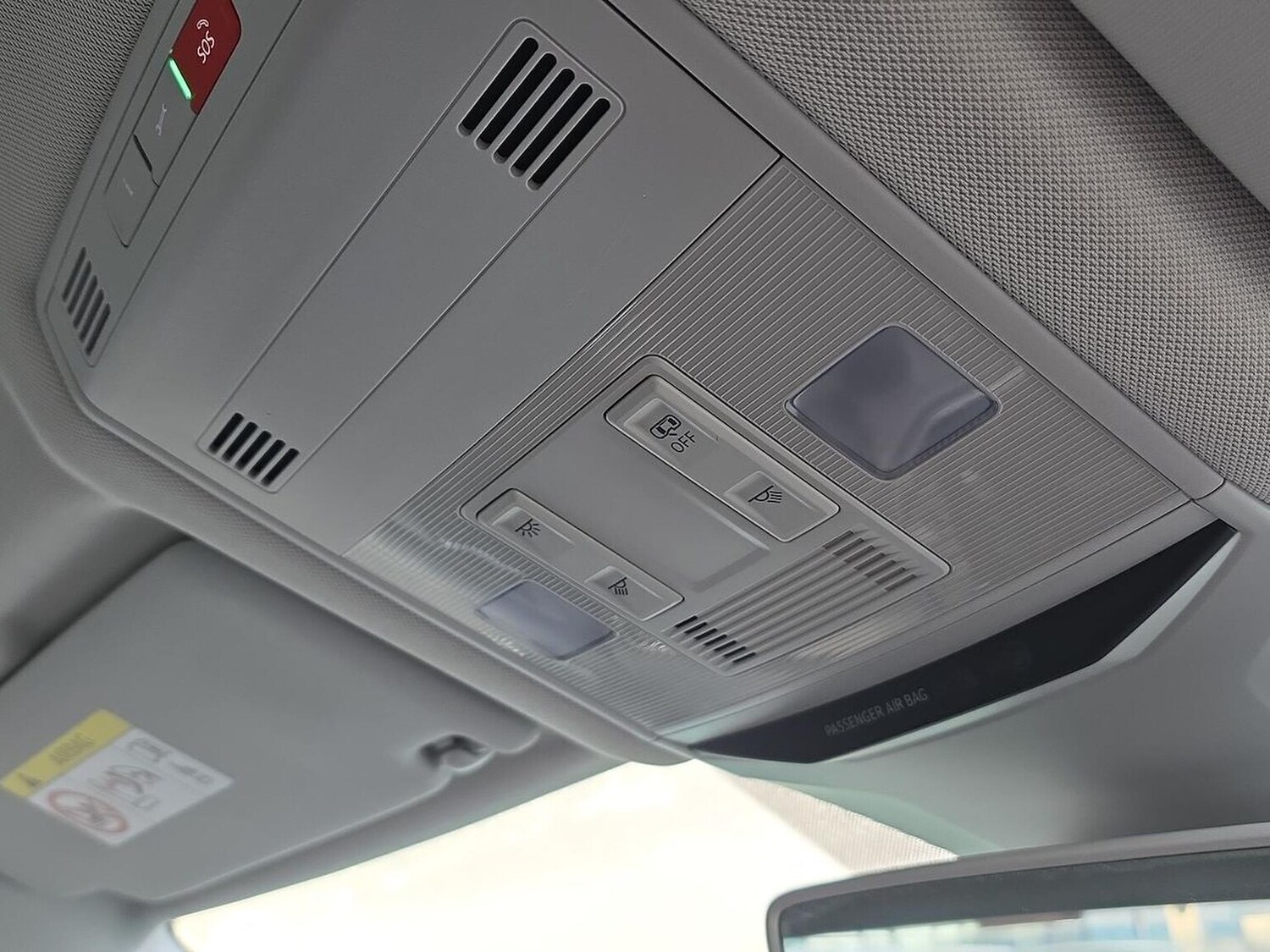 Used Volkswagen T-Roc 2021 for sale - 76444489: Photo 14