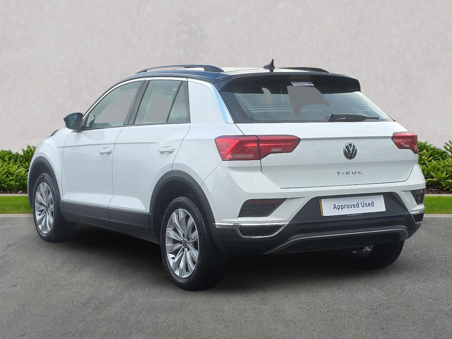 Used Volkswagen T-Roc 2021 for sale - 76444489: Photo 2
