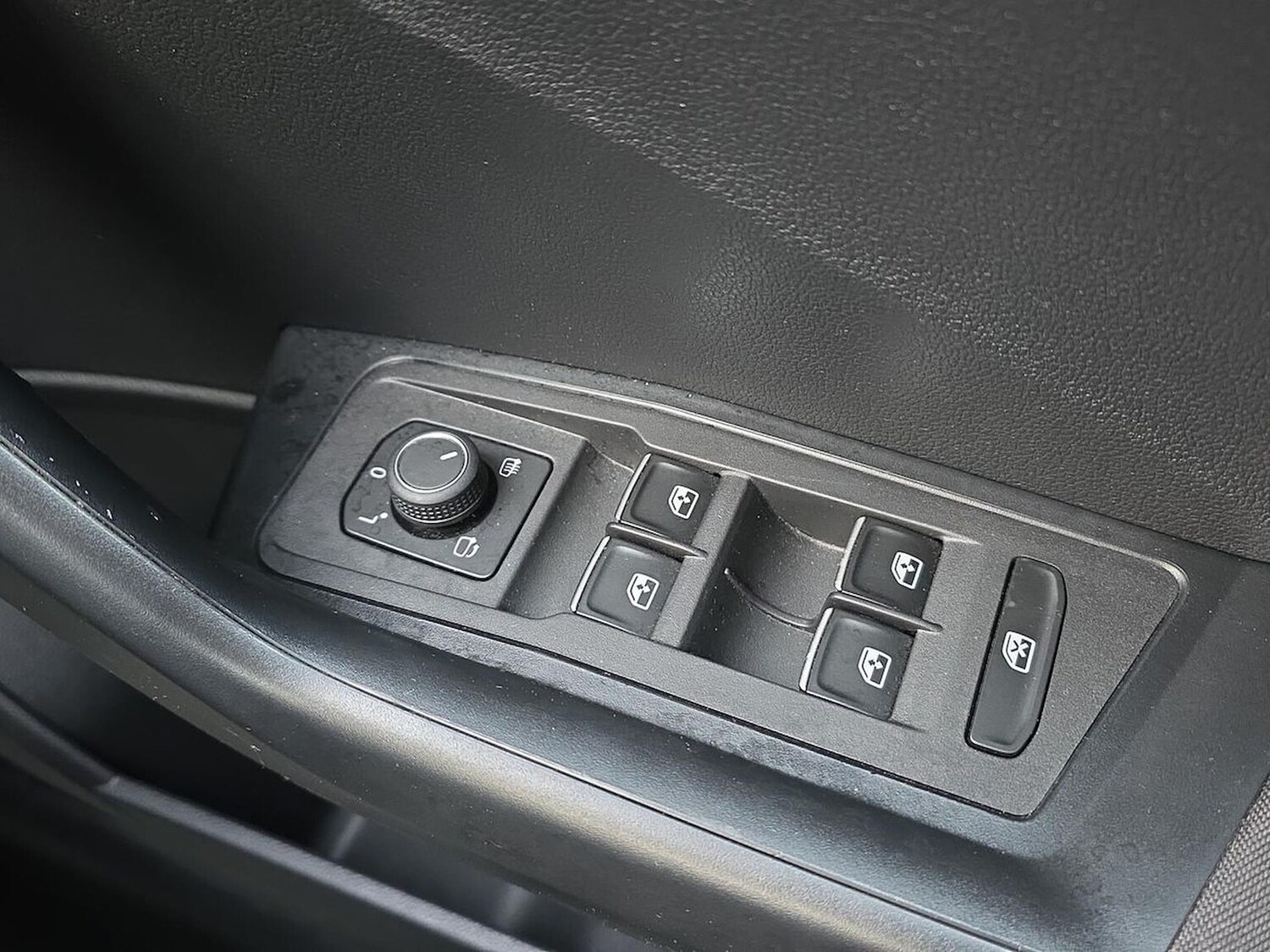 Used Volkswagen T-Roc 2021 for sale - 76444489: Photo 21