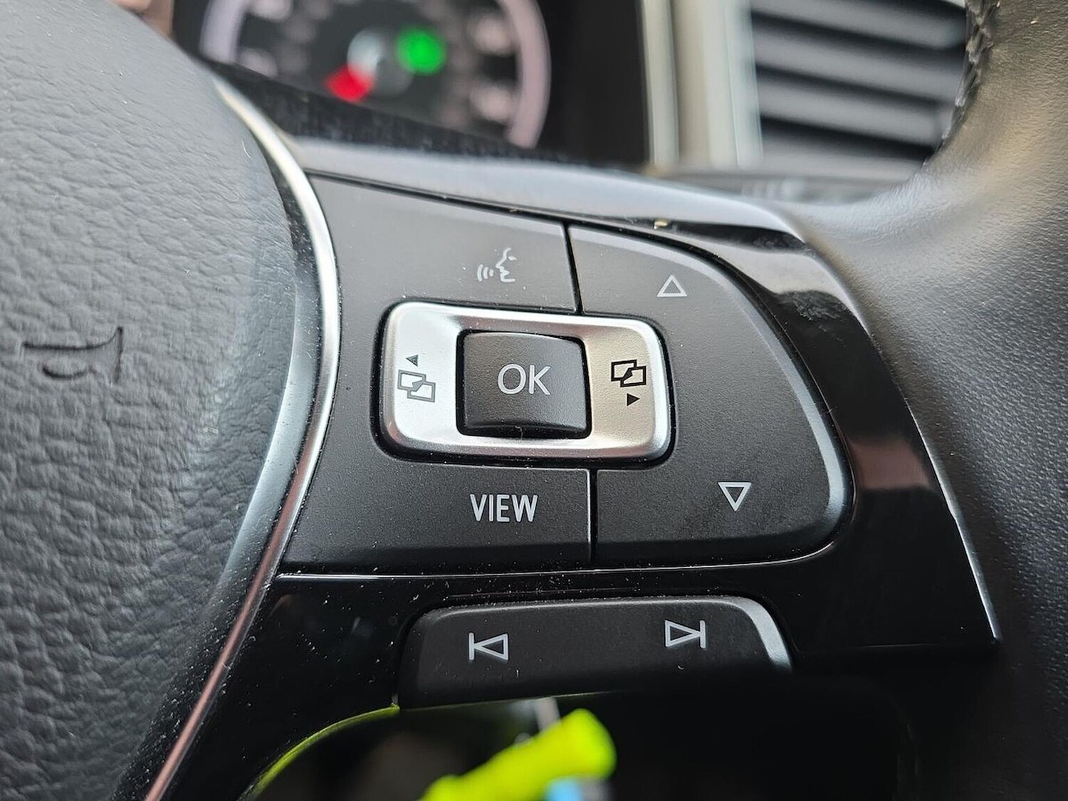 Used Volkswagen T-Roc 2021 for sale - 76444489: Photo 25