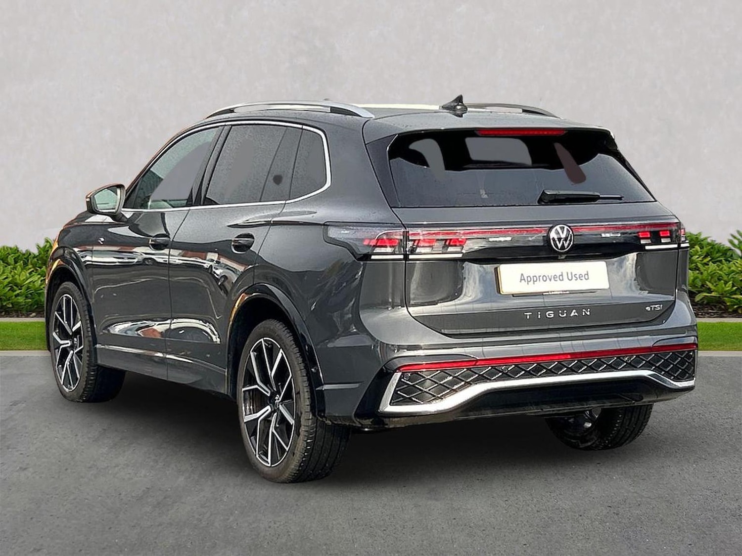 Used Volkswagen Tiguan 2025 for sale - 77501742: Photo 2