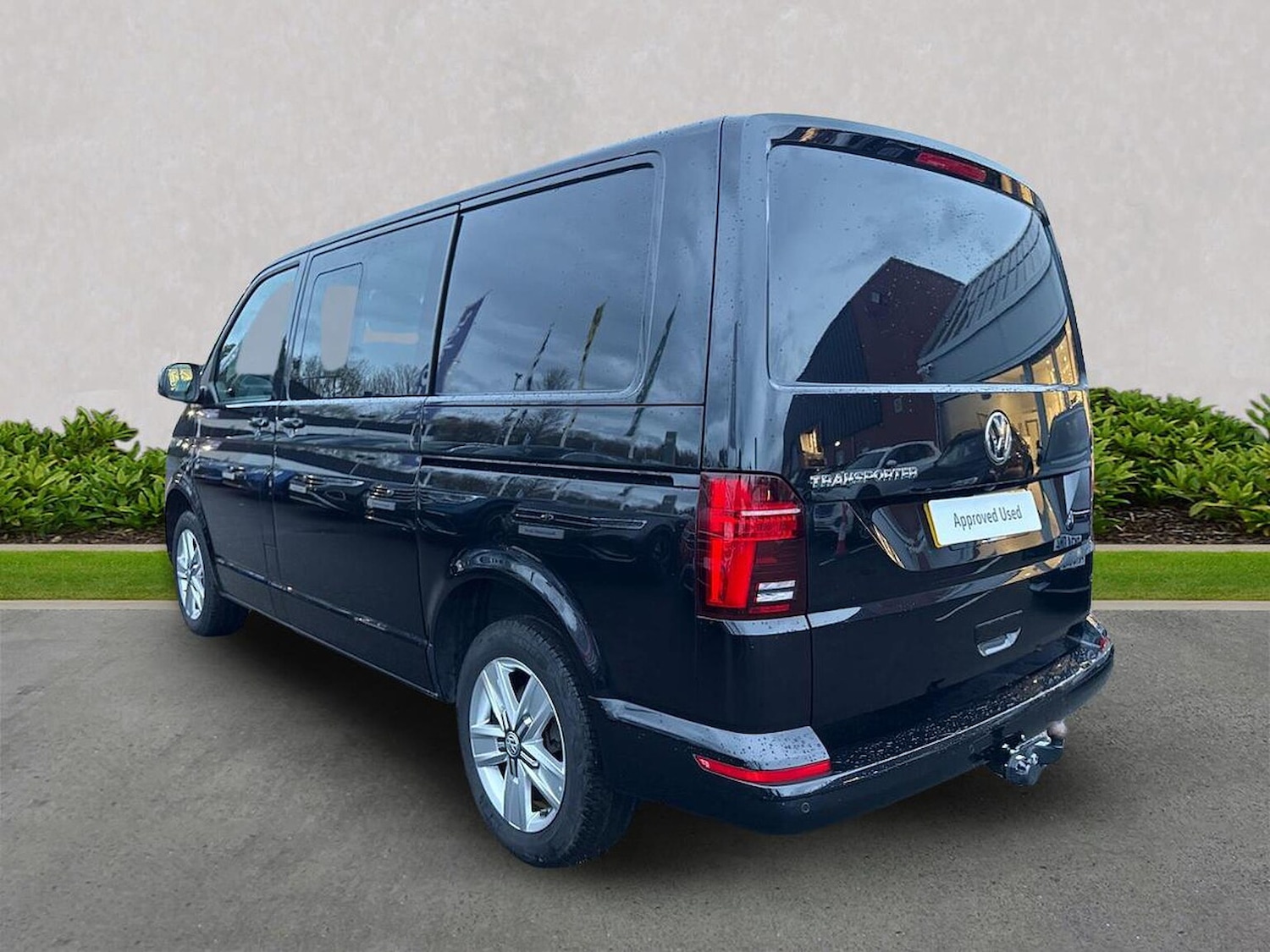 Used Volkswagen Transporter 2024 for sale - 76547697: Photo 2