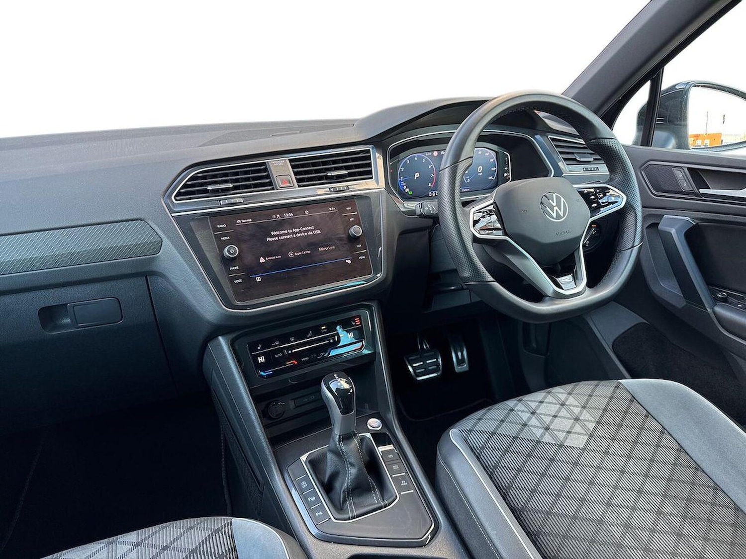 Used Volkswagen Tiguan 2022 for sale - 77008290: Photo 9