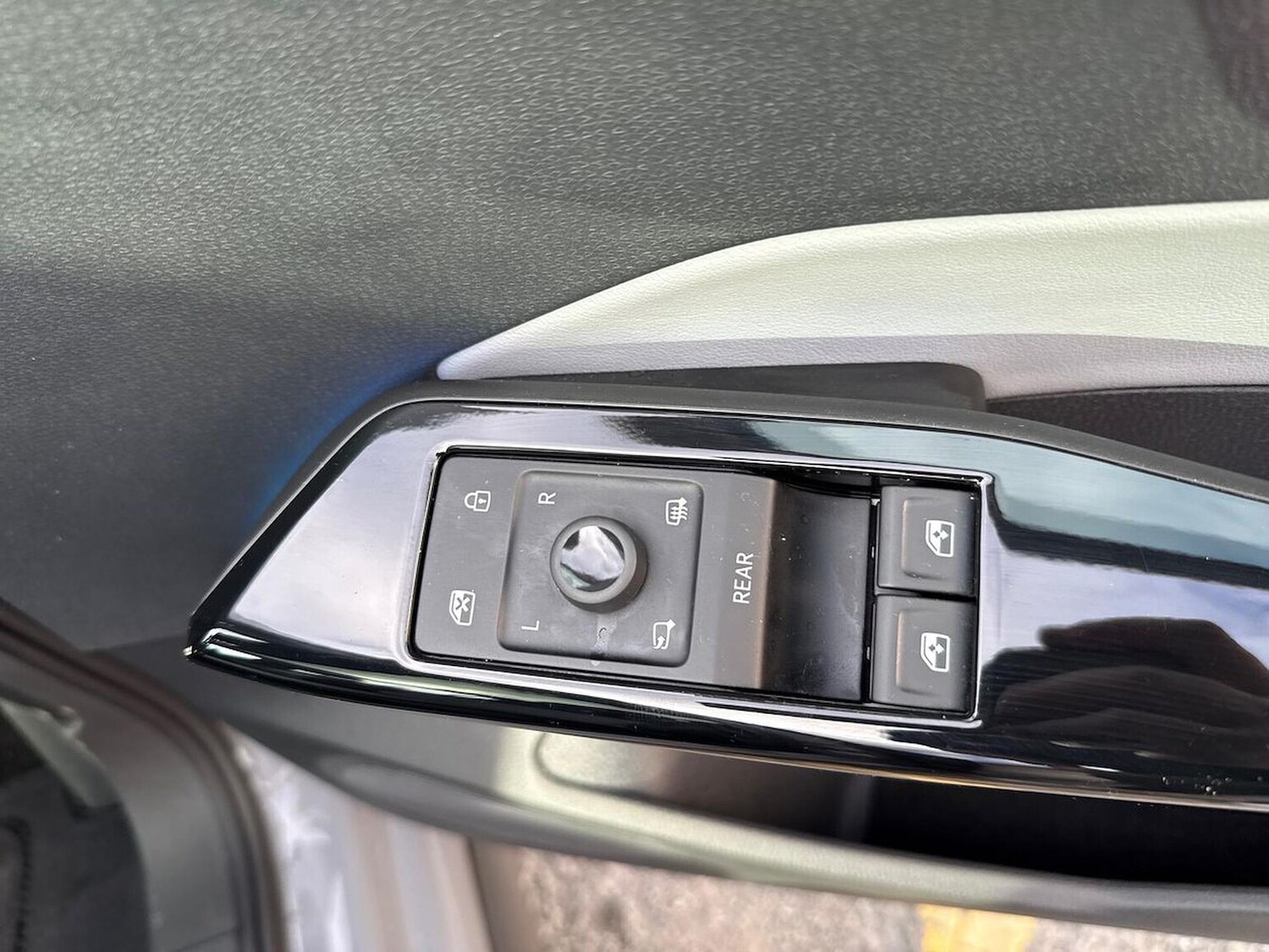 Used Volkswagen ID.3 2022 for sale - 76541838: Photo 21