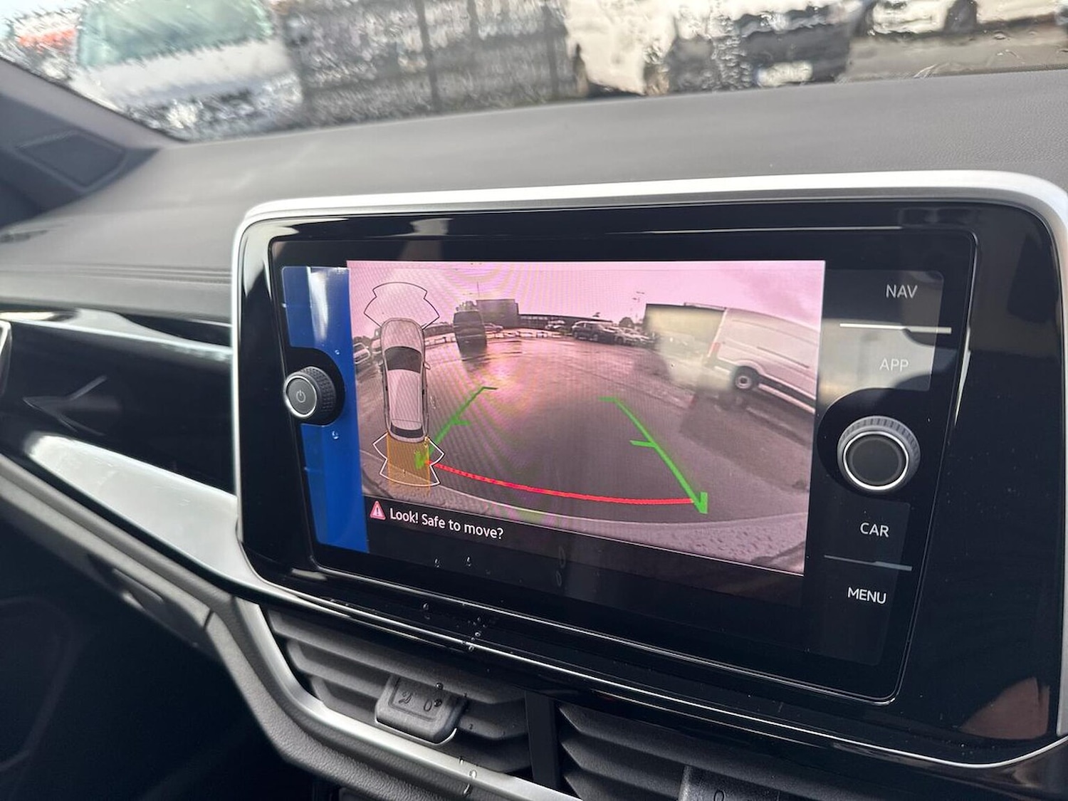 Used Volkswagen T-Roc 2025 for sale - 76444495: Photo 23