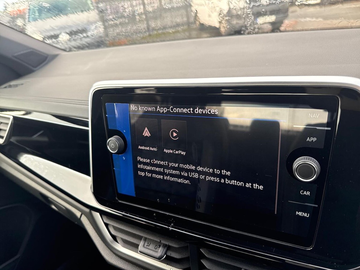 Used Volkswagen T-Roc 2025 for sale - 76444495: Photo 25