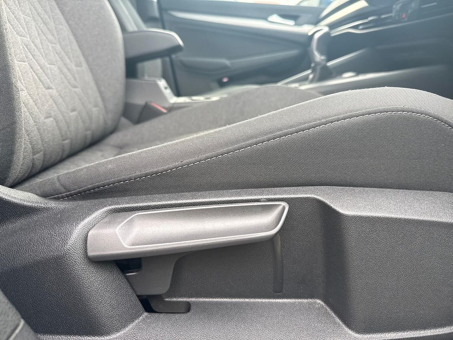 Used Volkswagen Golf 2024 for sale - 76249743: Photo 30