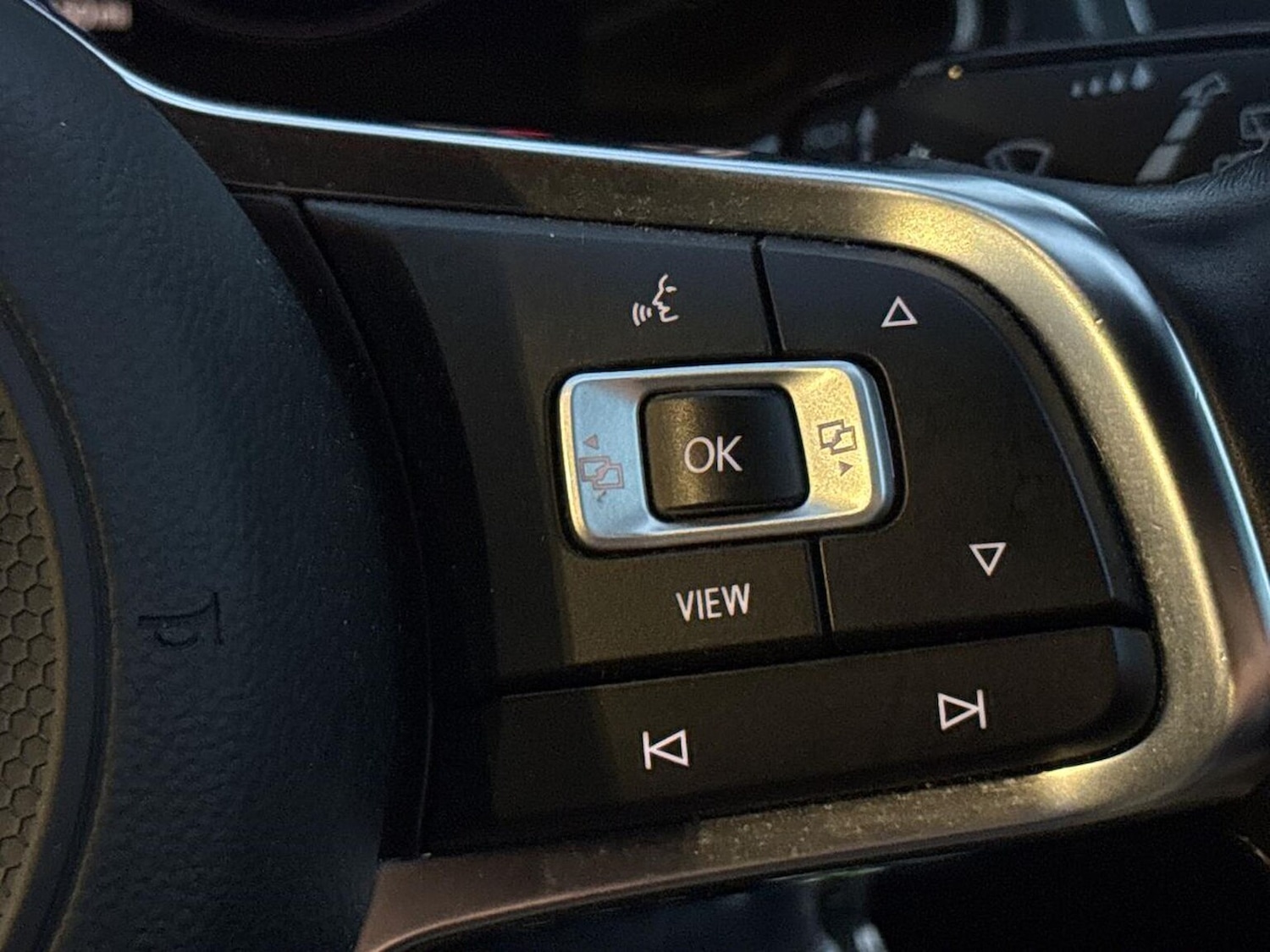 Used Volkswagen T-Roc 2022 for sale - 76547693: Photo 25