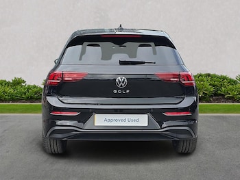 Used Volkswagen Golf 2024 for sale - 75962323: Photo