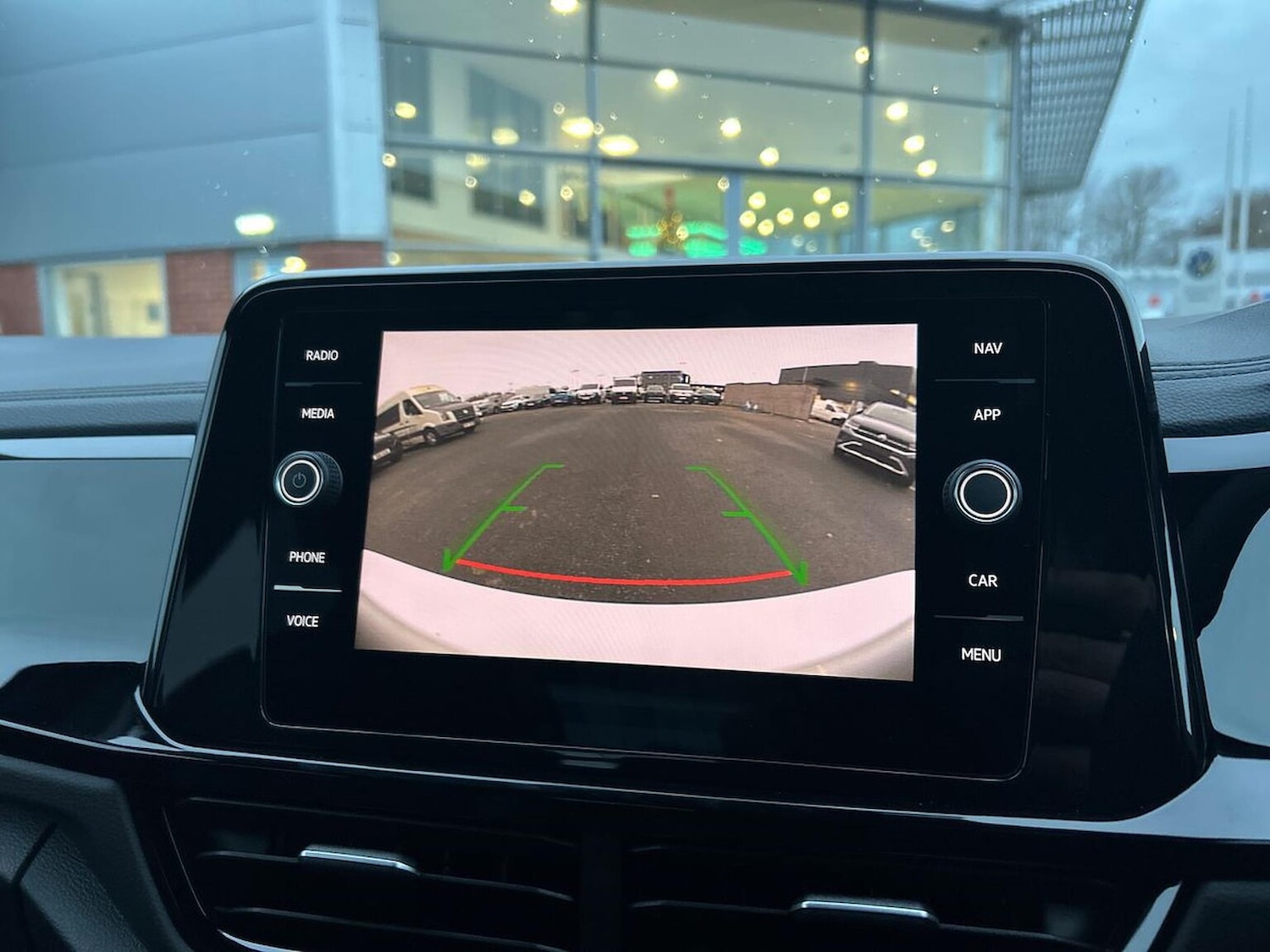 Used Volkswagen T-Roc 2025 for sale - 76821760: Photo 23