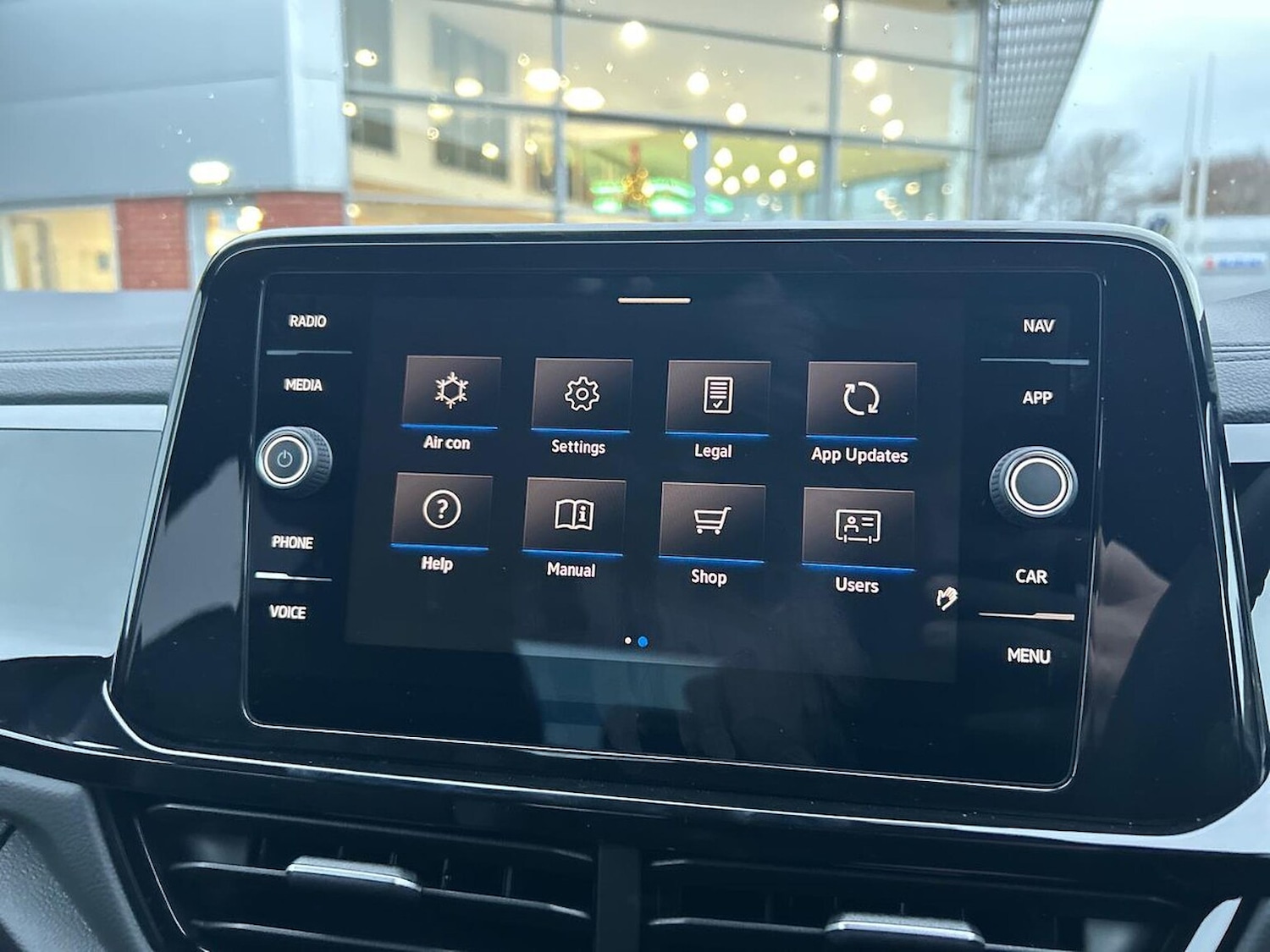 Used Volkswagen T-Roc 2025 for sale - 76821760: Photo 25