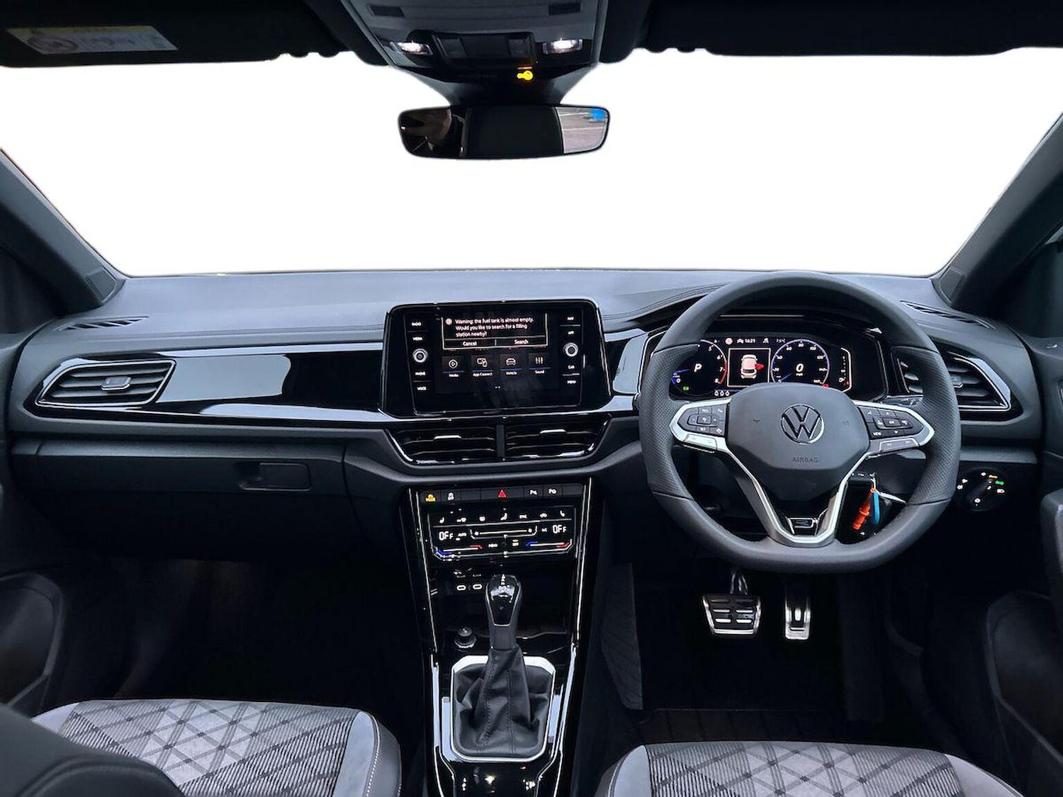 Used Volkswagen T-Roc 2025 for sale - 76821760: Photo 8