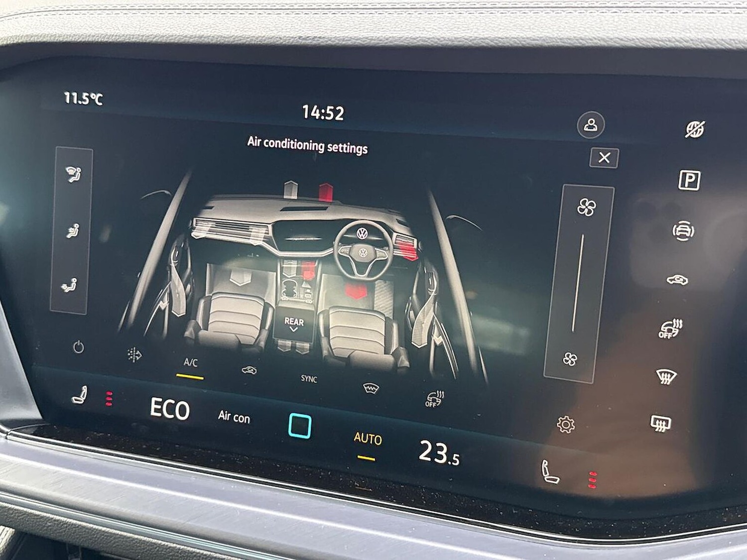 Used Volkswagen Touareg 2025 for sale - 76719394: Photo 12