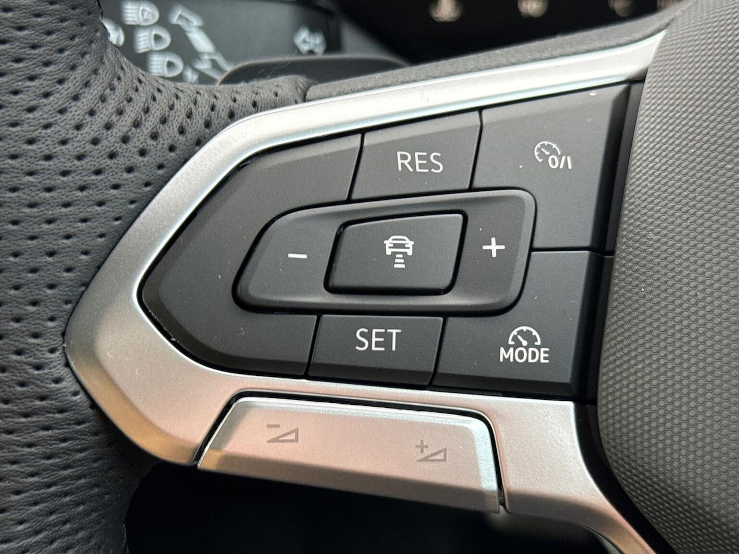 Used Volkswagen Touareg 2025 for sale - 76719394: Photo 27