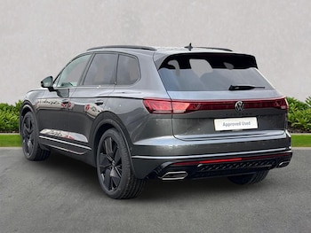 Used Volkswagen Touareg 2025 for sale - 76719394: Photo