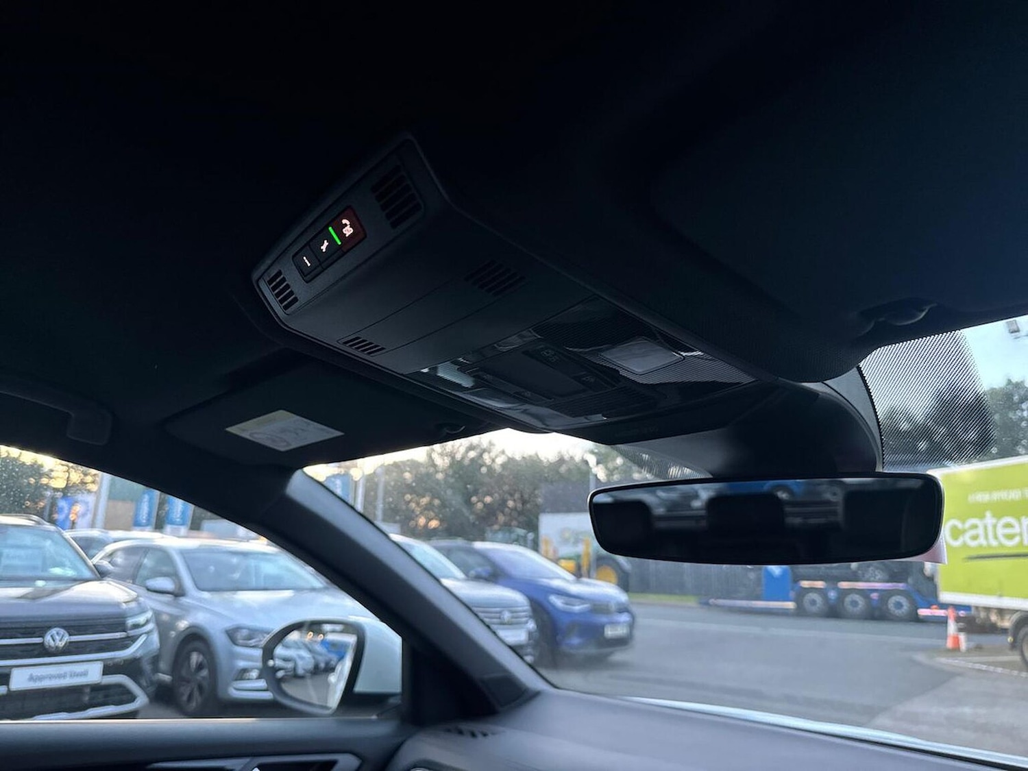 Used Volkswagen T-Roc 2025 for sale - 77635508: Photo 14