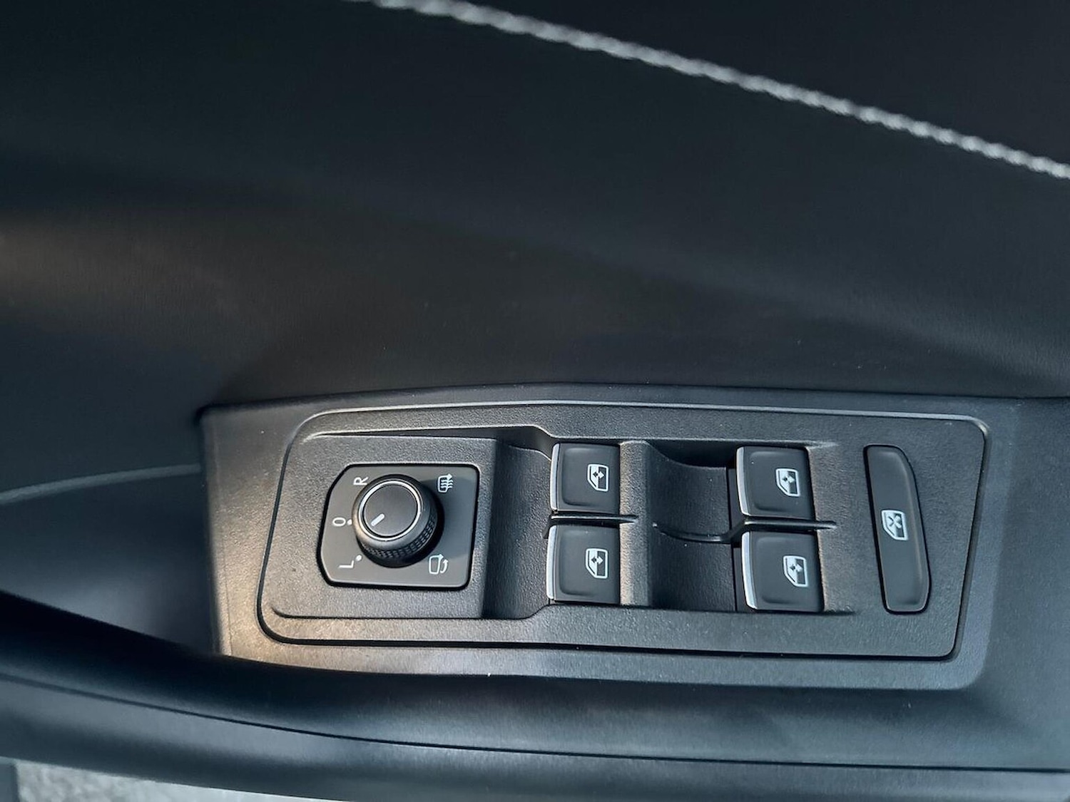 Used Volkswagen T-Roc 2025 for sale - 77635508: Photo 21